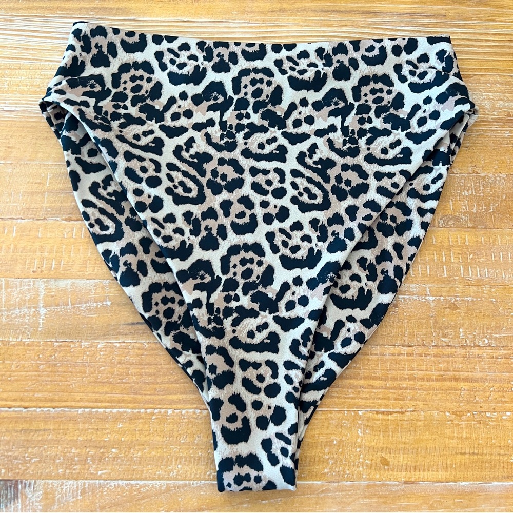 Skatie Monroe Calabasas Bottom - L